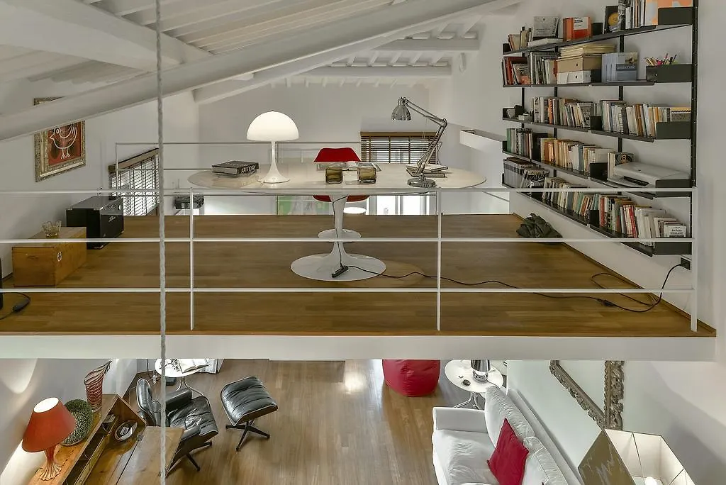 An Amazing Apartment In Oltrarno Florence Italy